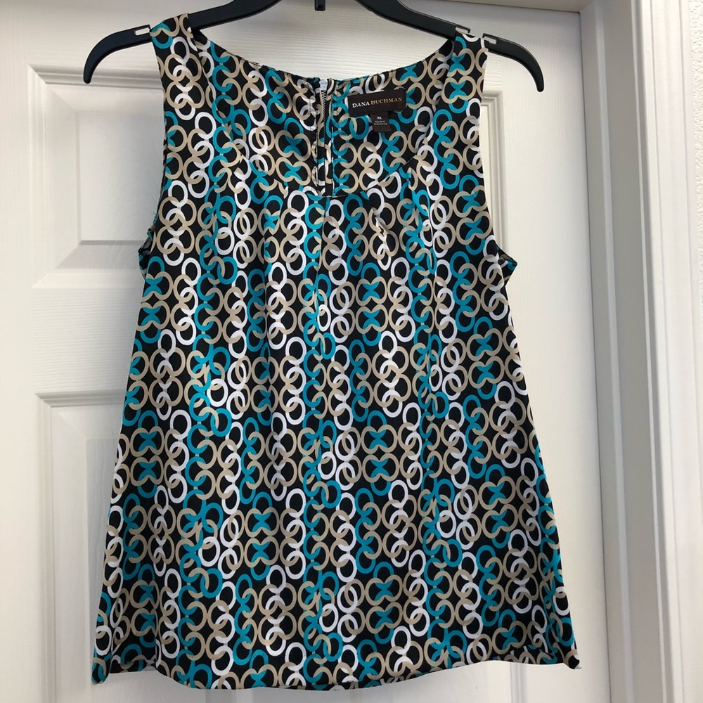 Like new Dana Buchman blouse